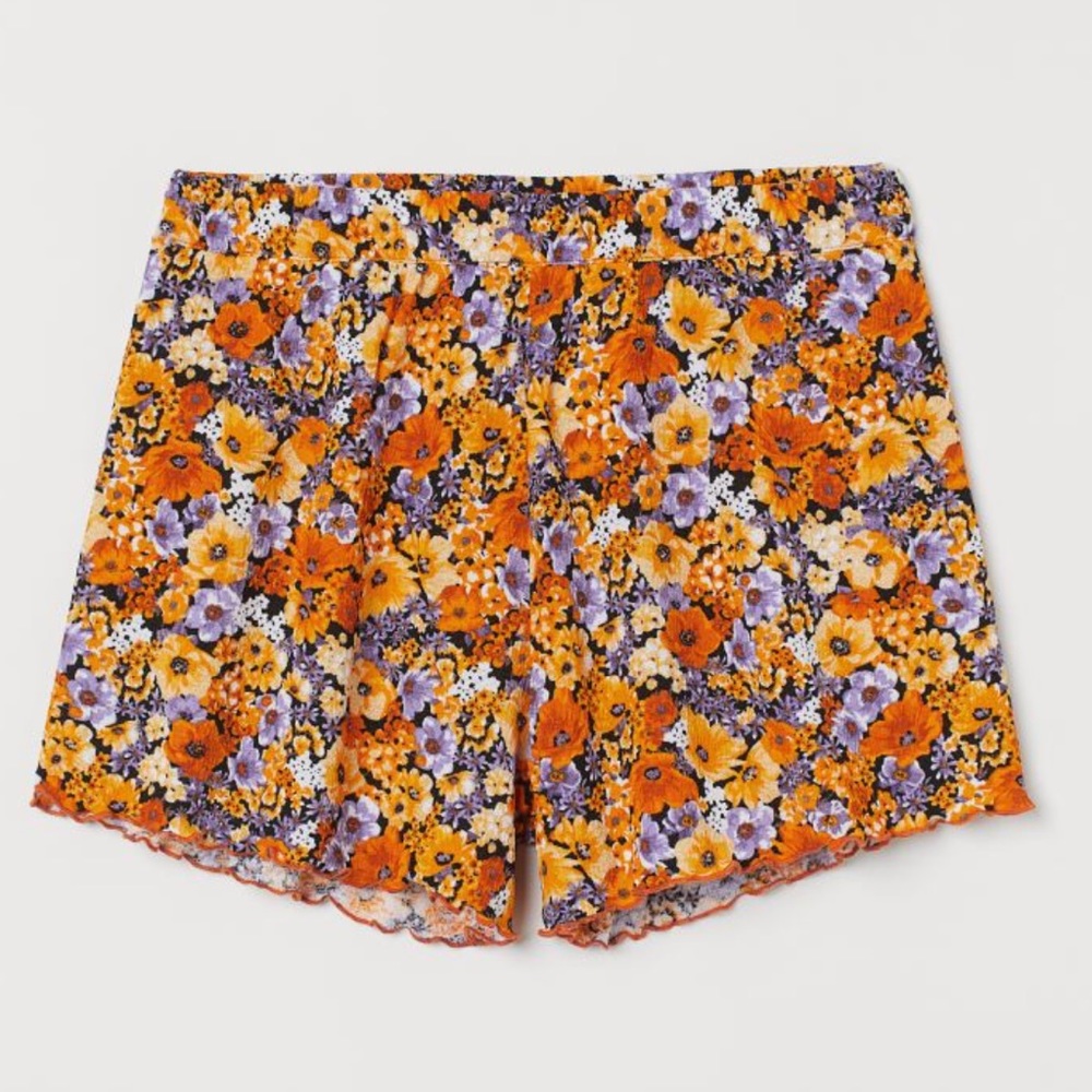 Divided floral shorts NWOT